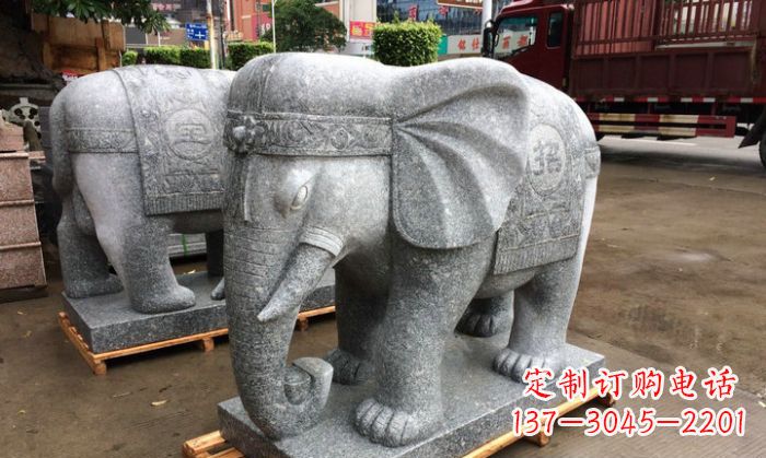运城招财进宝芝麻灰大象石雕 (3)