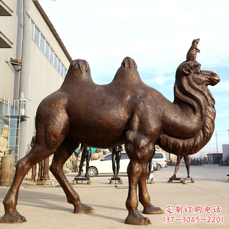 运城铸铜骆驼雕塑
