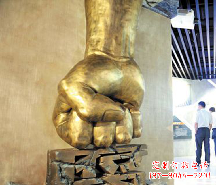 运城反腐廉政文化拳头雕塑